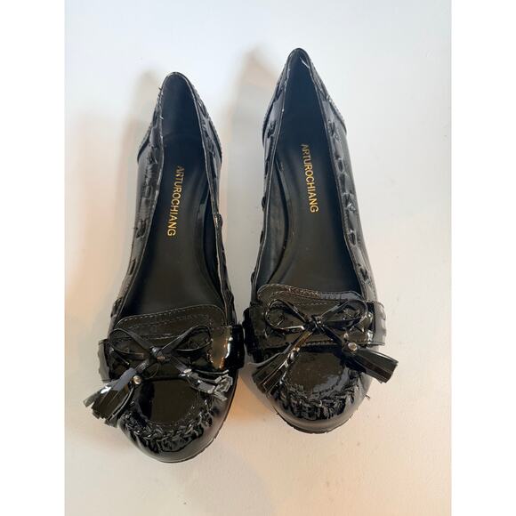 Arturo Chiang black patent leather moccasin flats - Picture 2 of 8
